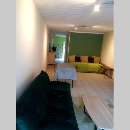 Petit Gite Ou Chambre D'Hotes 2/4 Personnes Buffieres Luaran gambar